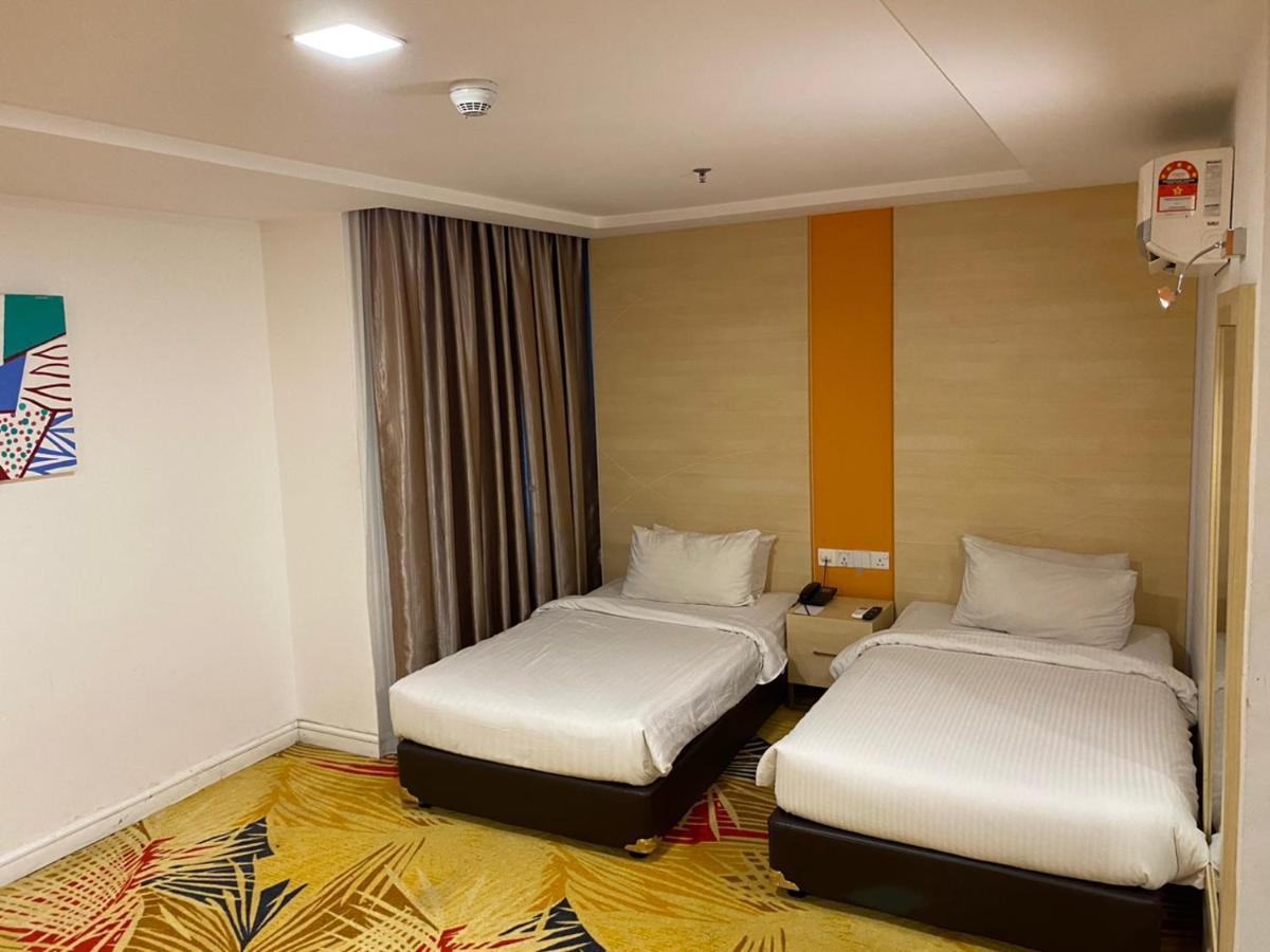 De Palma Hotel Shah Alam Bagian luar foto