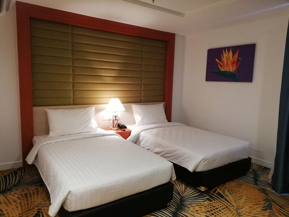 De Palma Hotel Shah Alam Bagian luar foto