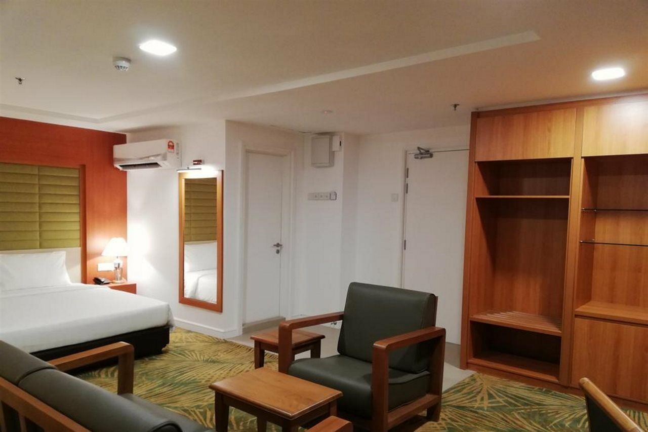 De Palma Hotel Shah Alam Bagian luar foto